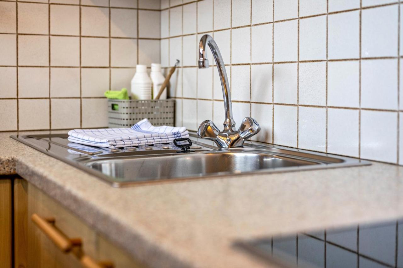 Haus Zur Vogelweide App 2 Apartment Dobbiaco Ngoại thất bức ảnh